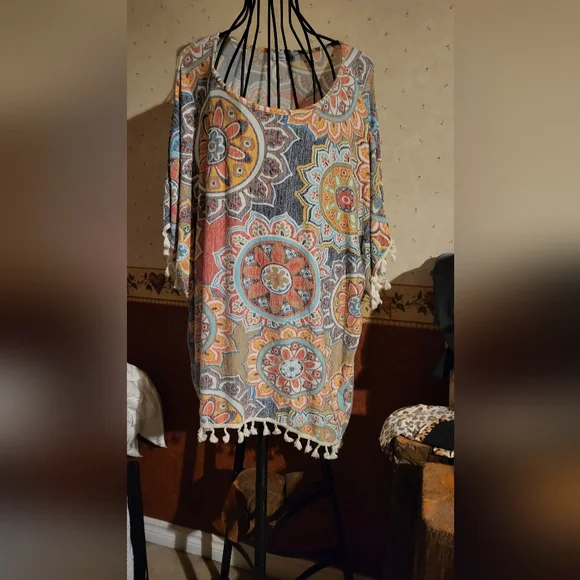 Tunic - Picture 1 of 4